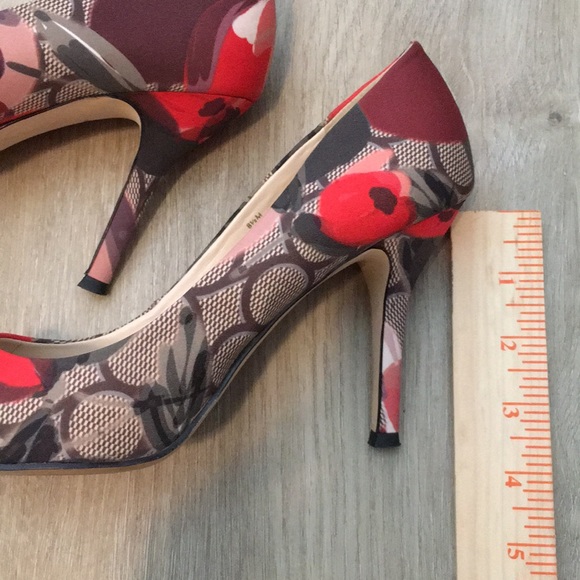 Nine West pumps - Picture 8 of 8